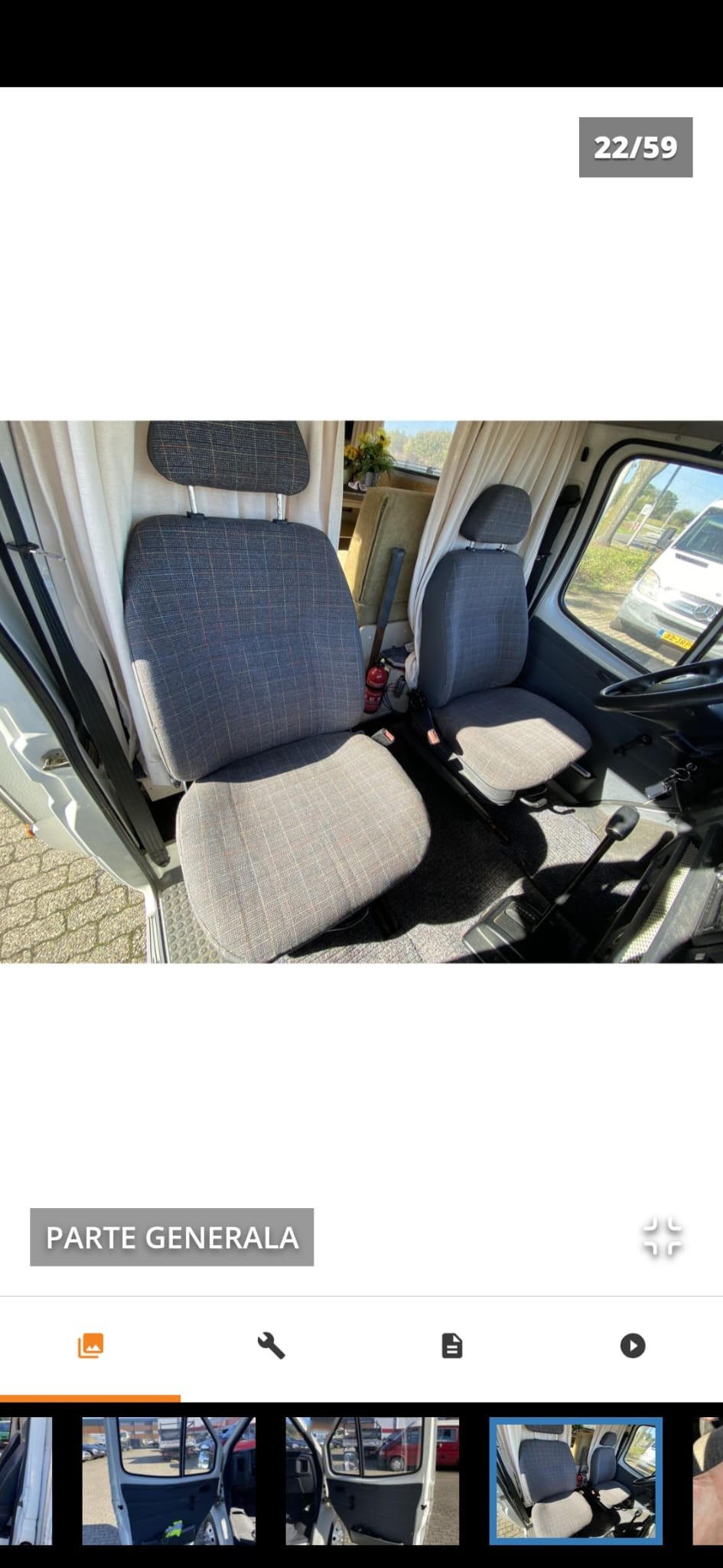 Ford Transit AutoCaravana 2.5 D – scaune față