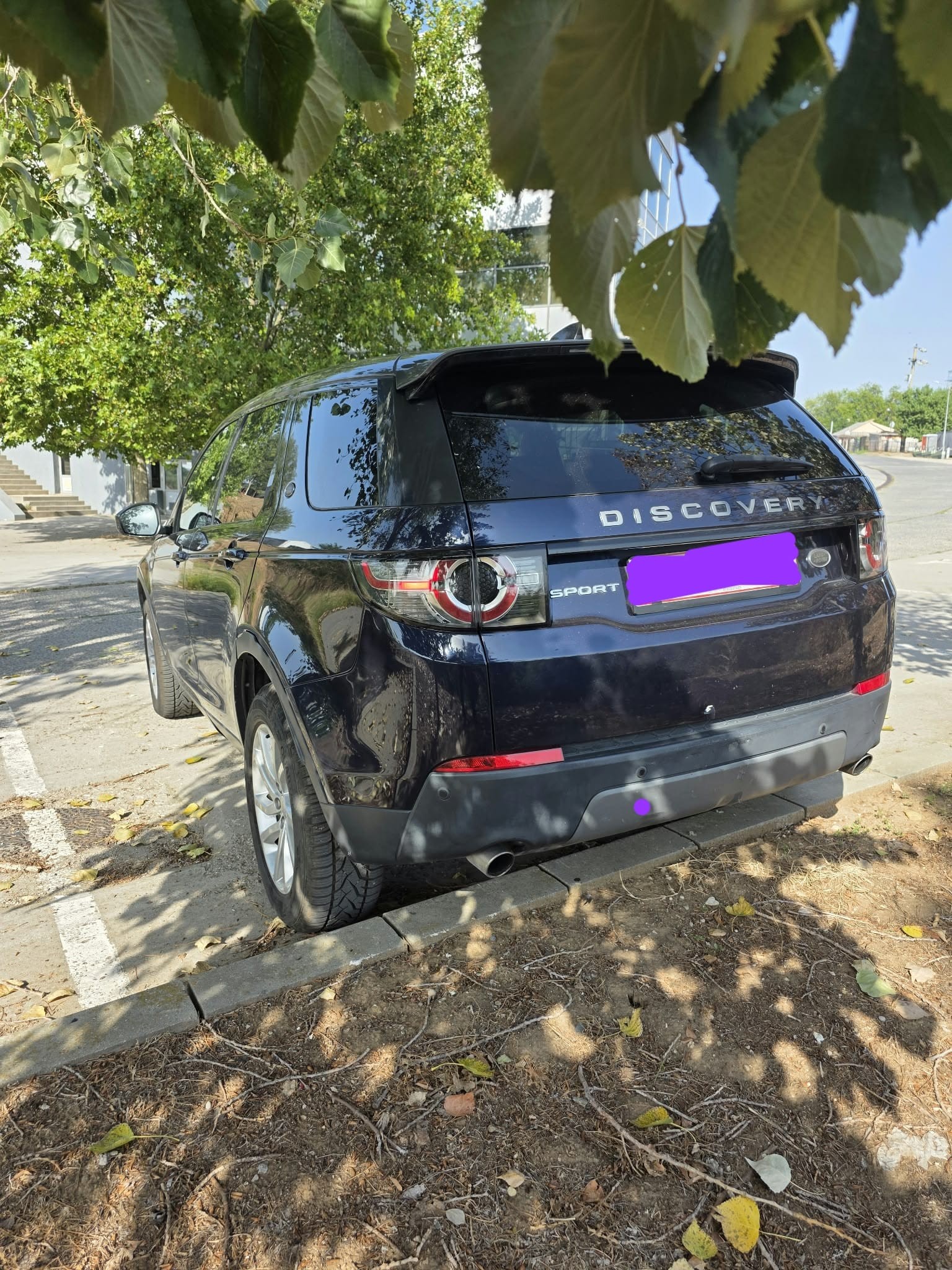 Land Rover Discovery Sport 2.0Td 4WD – vedere din spate