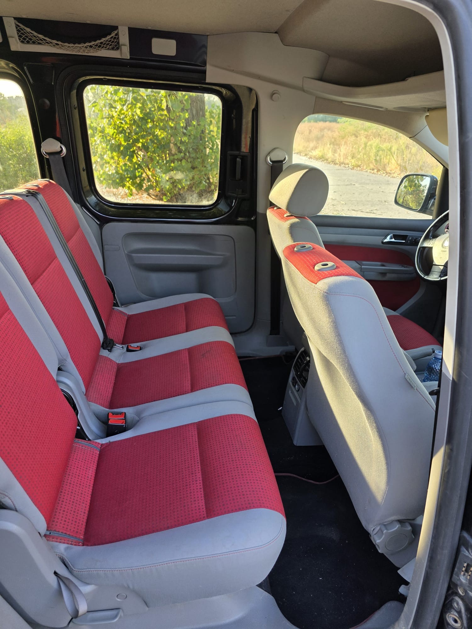 VW Caddy 1.9 TDI – bancheta spate